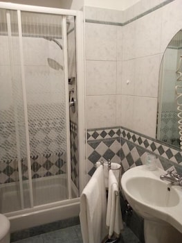 hotel castello di santa vittoria