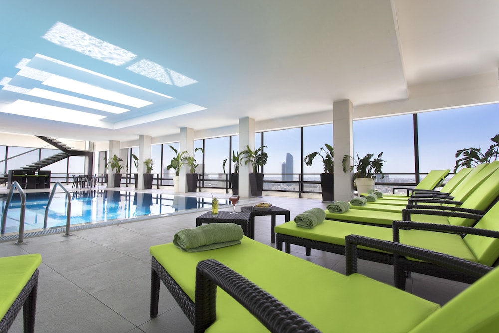 grand palace hotel