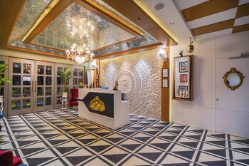 hotel red stone