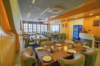 hotel red stone