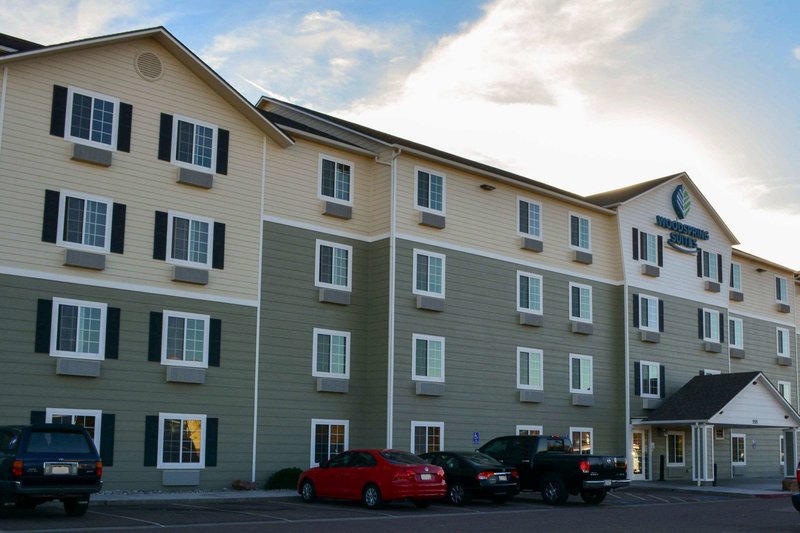 extended stay america select suites colorado springs airport
