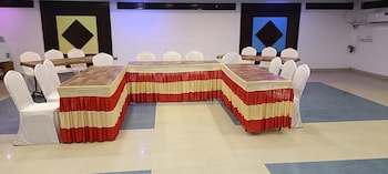gt grande hotel near us consulate