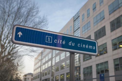 bandb hotel paris saint denis pleyel