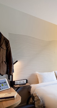 bandb hotel paris saint denis pleyel