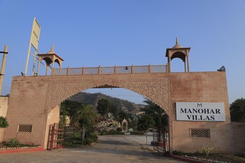 manohar villas
