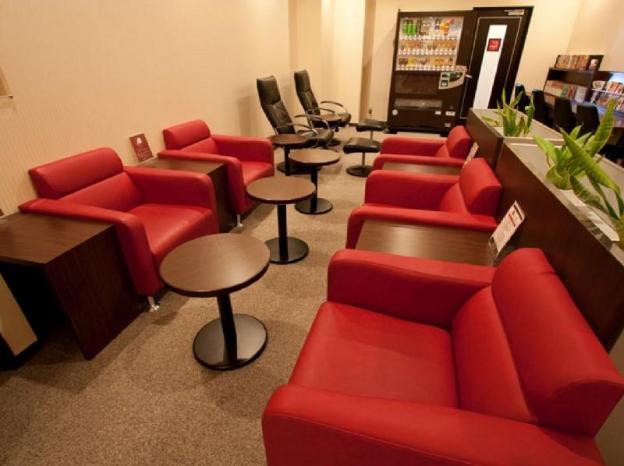 hearts capsule hotel and spa nakasu male only