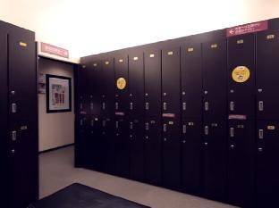 hearts capsule hotel and spa nakasu male only