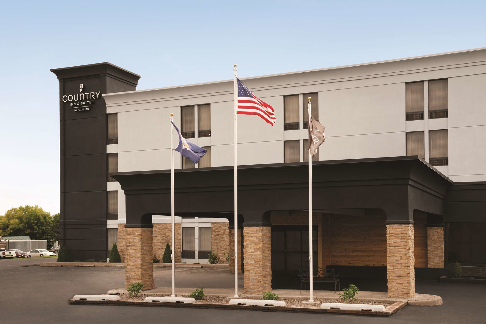 comfort inn and suites liverpool ny