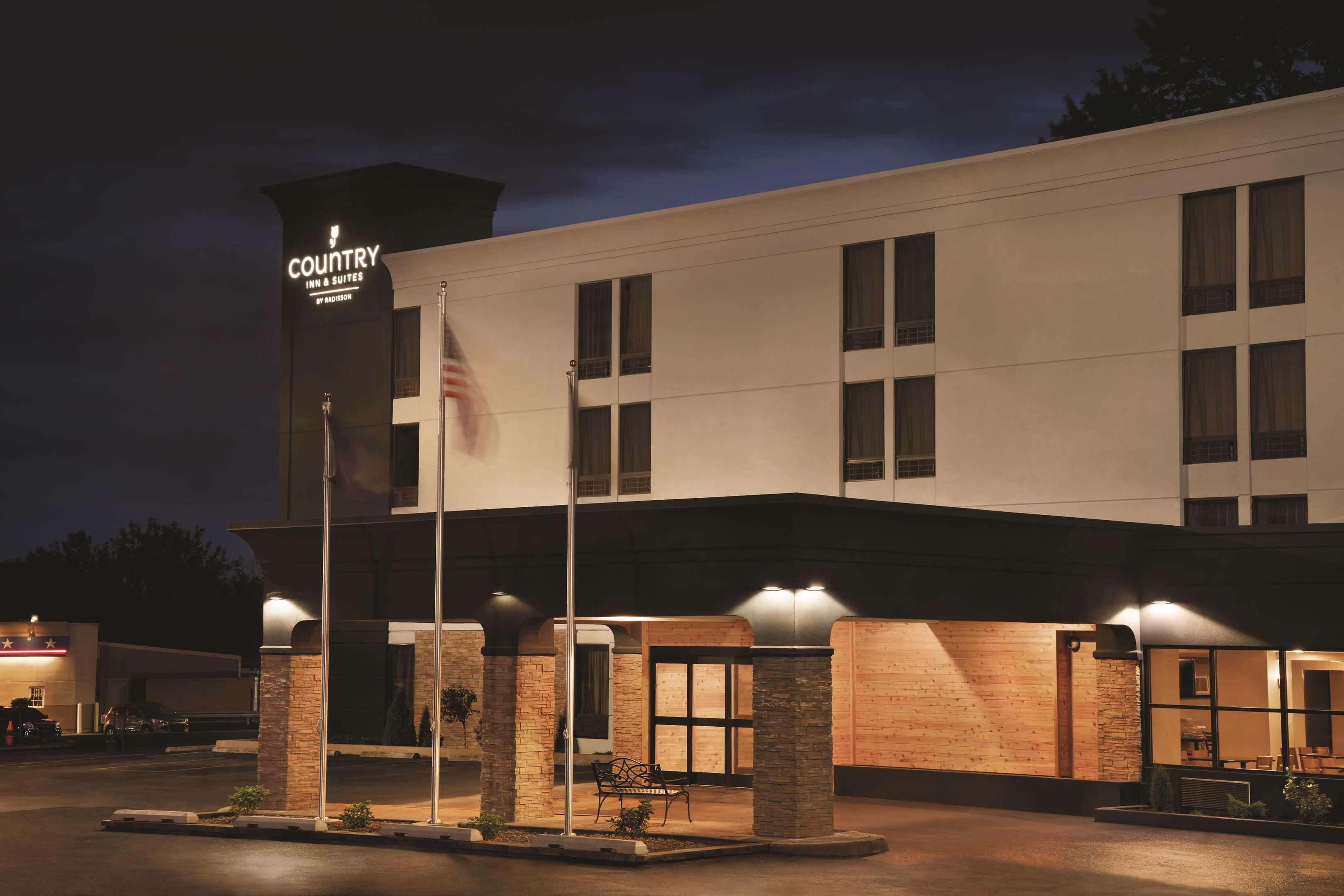 comfort inn and suites liverpool syracuse north