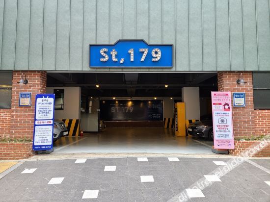st 179 hotel