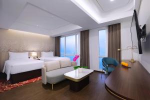 atria hotel gading serpong