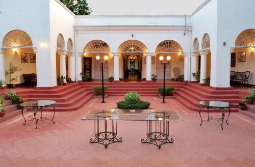 Thengal Manor,Kaziranga National Park>>Jorhat,3 star
