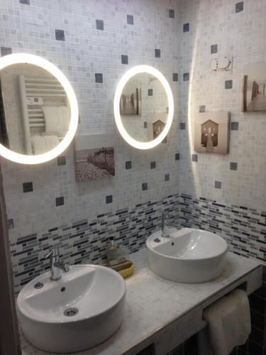 chateaux demeures hotels le cheval noir