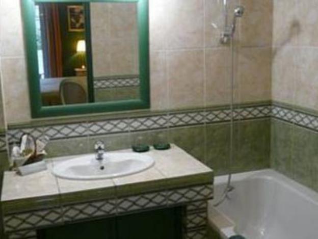 chateaux demeures hotels le cheval noir