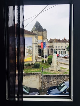 chateaux demeures hotels le cheval noir