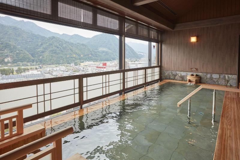 yuzawa