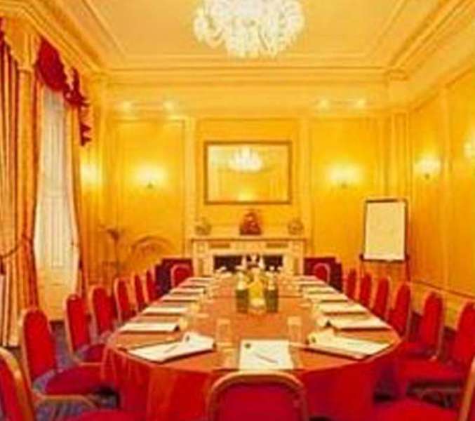 gem strathmore hotel