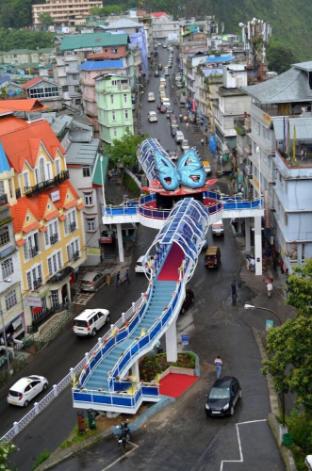 the new castle hotel