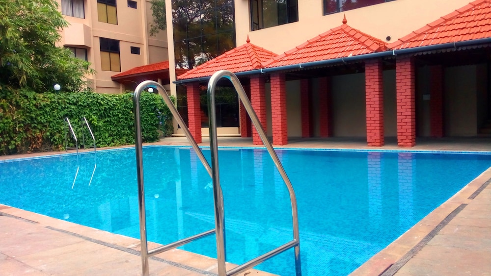 hotel sopanam heritage