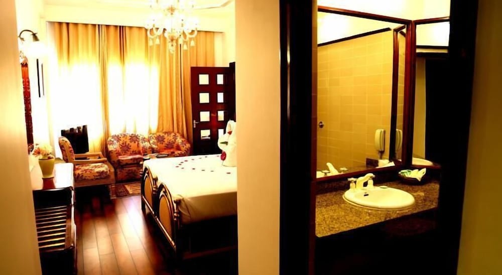 hotel kamal palace