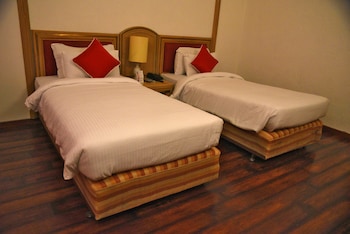 hotel kamal palace
