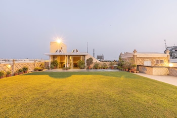 hotel kamal palace