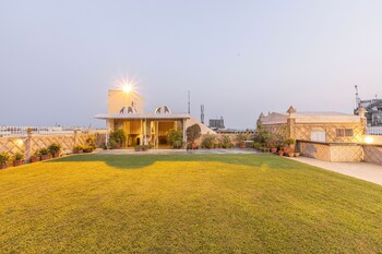 hotel kamal palace