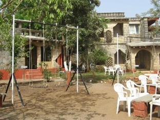 Jungle Lodge Maneland,Junagadh,2 star
