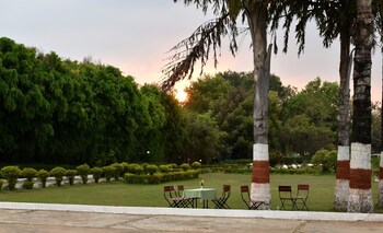 Greenwood Hotel,Khajuraho>>Chhatarpur,3 star