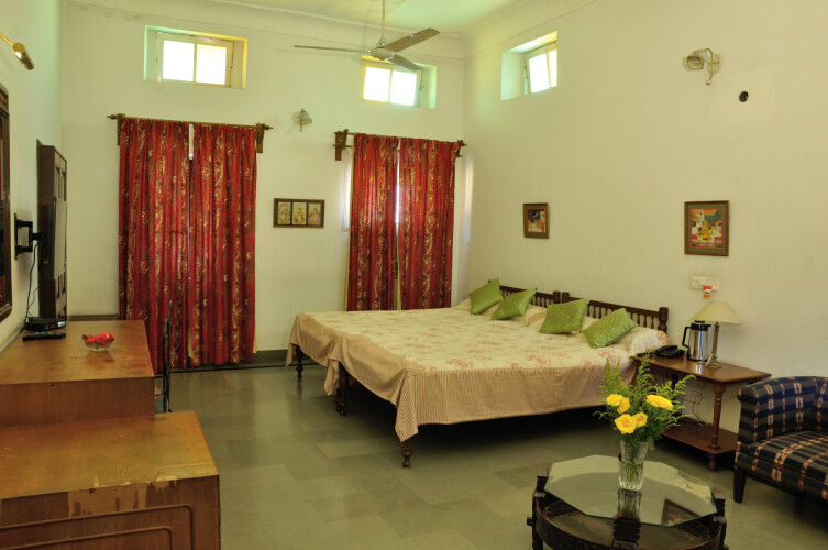 hotel sukhdham kothi