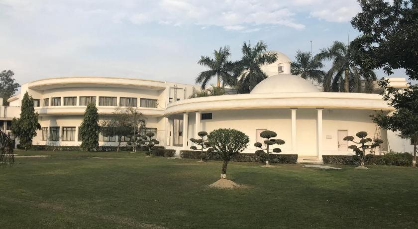the royal residency