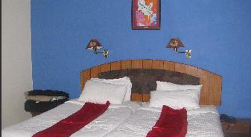 hotel spic n span