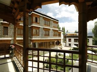 hotel spic n span