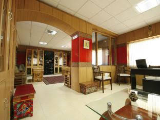 hotel spic n span