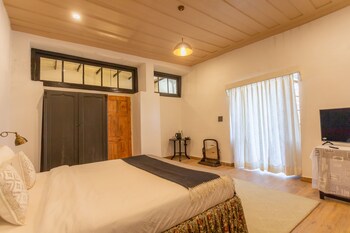 seclude shimla taraview