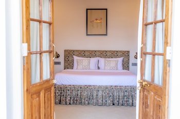seclude shimla taraview