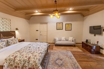 seclude shimla taraview