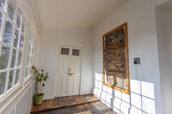 seclude shimla taraview