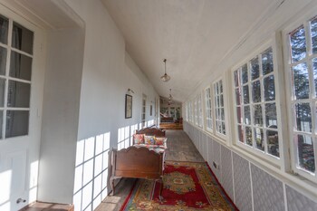 seclude shimla taraview