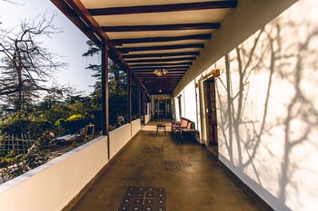 seclude shimla taraview