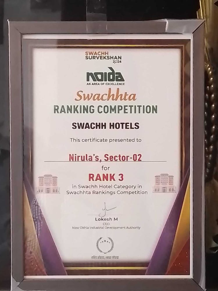 nirulas hotel