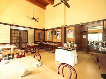 nirulas hotel