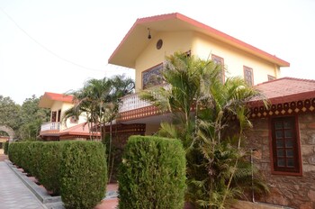 sajjan bagh a heritage resort