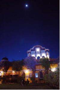 hotel bundelkhand riverside