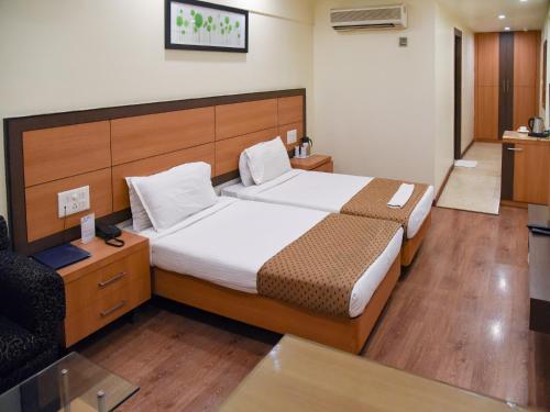 Hotel Windsor,Near Ghandi Maidan,3 star