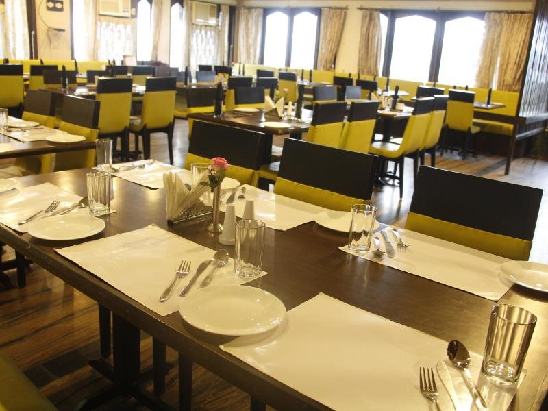 hotel vijoya international