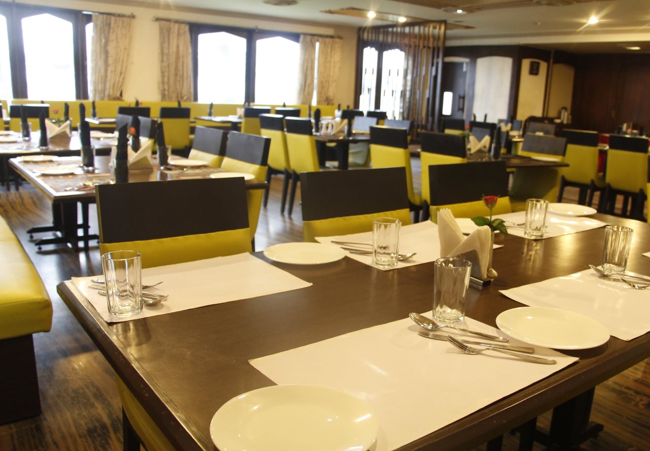 hotel vijoya international