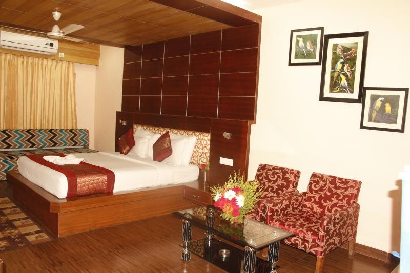 hotel vijoya international