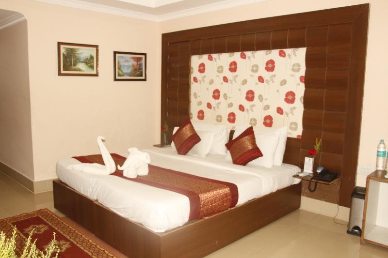 hotel vijoya international