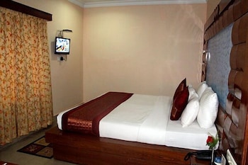 hotel vijoya international
